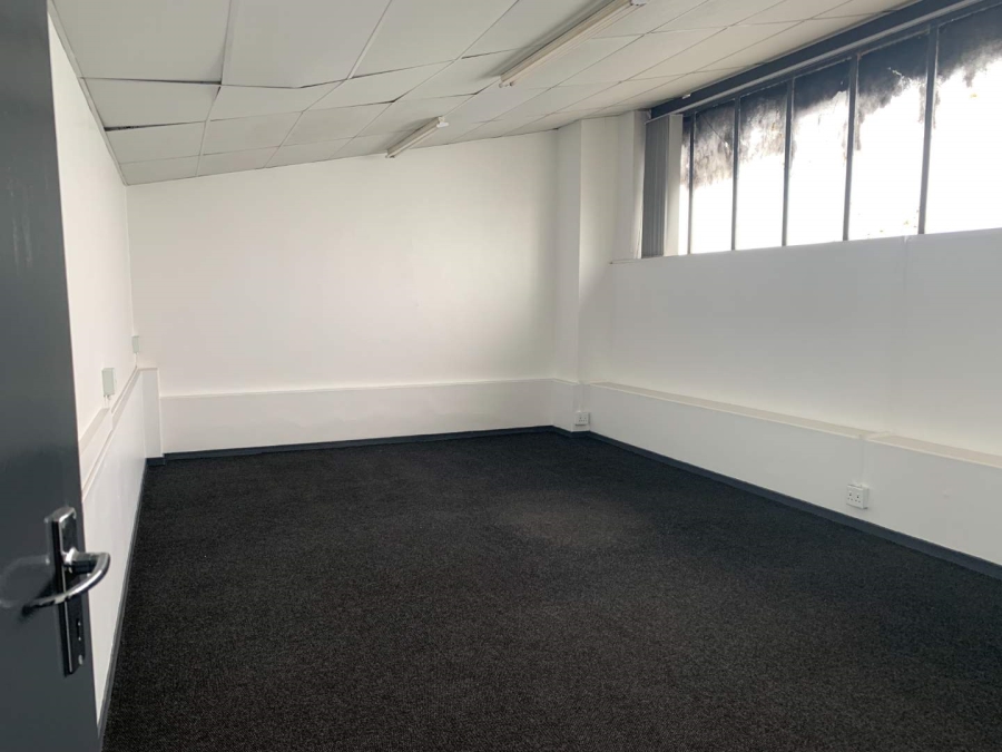 To Let Commercial Property for Rent in Paarden Eiland Western Cape